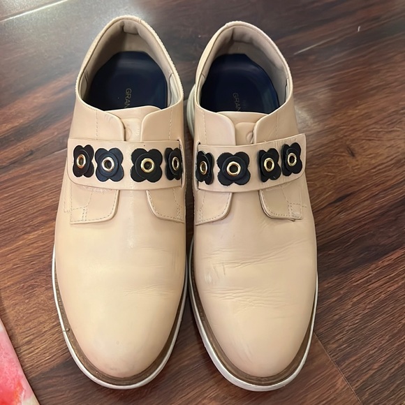 Cole Haan Velcro closure shoes - Picture 1 of 9